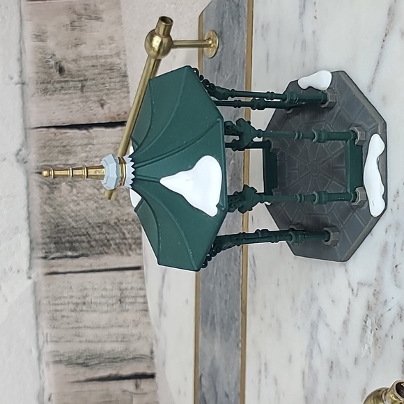 Department 56 Vintage Heritage Village Collection "Town Square Gazebo" #5513-1 - Picture 8 of 17